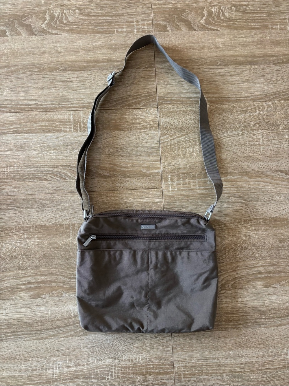 Baggallini crossbody bag